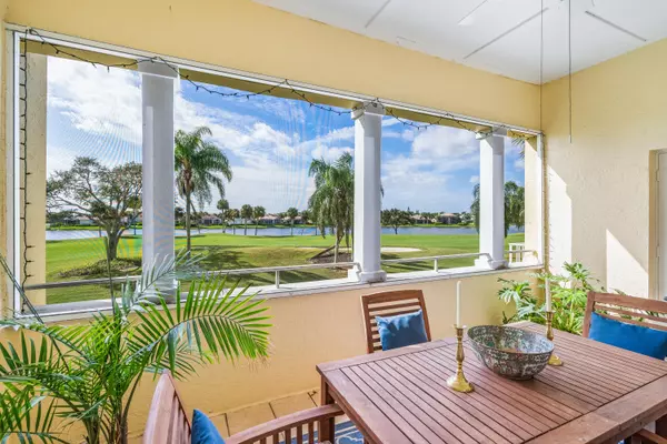 Vero Beach, FL 32967,5035 Harmony CIR 204