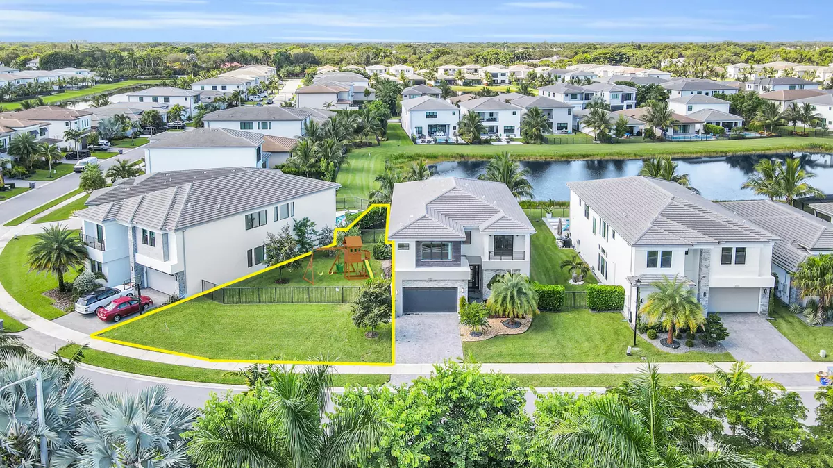 Boca Raton, FL 33496,8586 Apple Falls LN