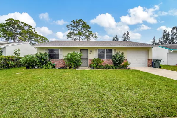 4464 Constantine CIR, Greenacres, FL 33463