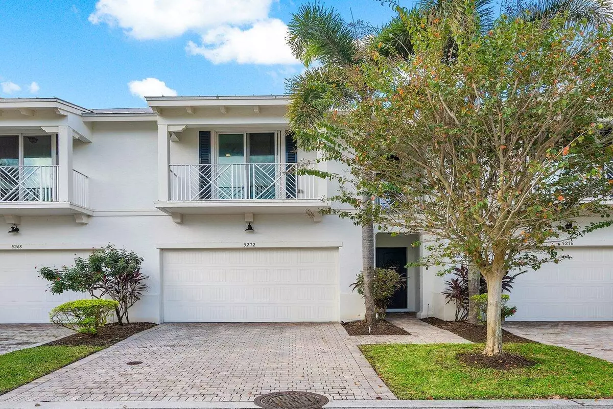 Palm Beach Gardens, FL 33418,5272 Cambridge Court CT