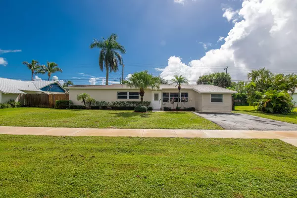 528 Harbour RD,  North Palm Beach,  FL 33408
