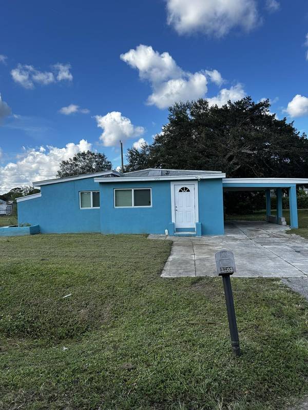 3708 Avenue K, Fort Pierce, FL 34947