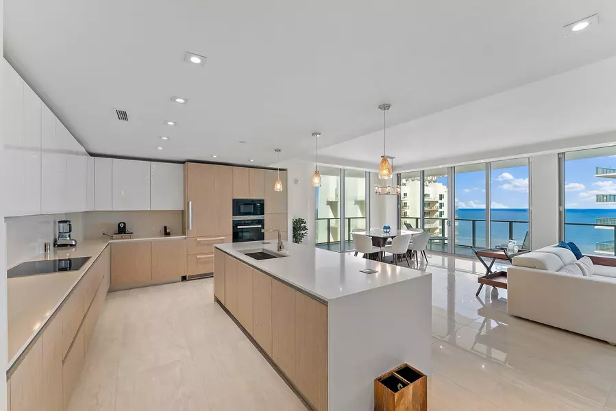 3100 N Ocean DR 1802, Singer Island, FL 33404