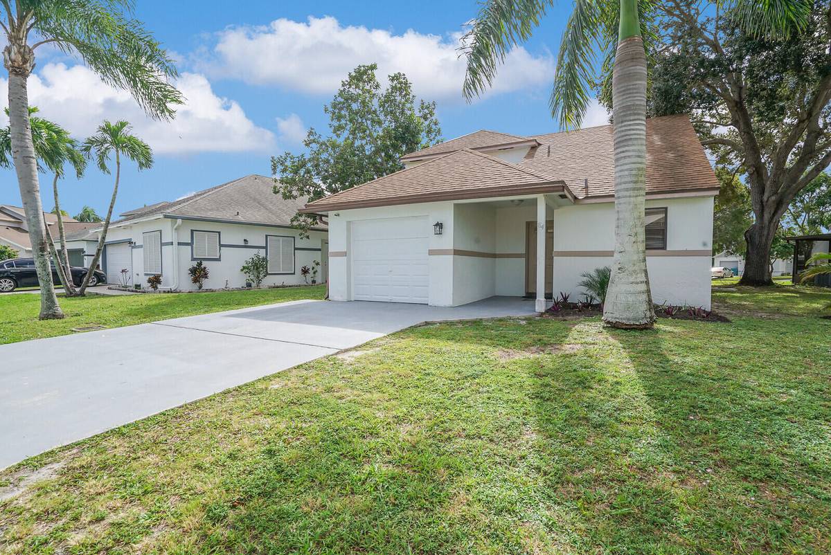 Boynton Beach, FL 33436,84 Magnolia CIR