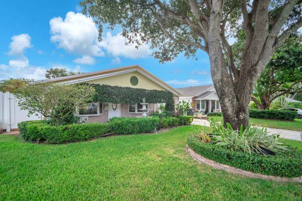 476 SW 1st ST,  Boca Raton,  FL 33432