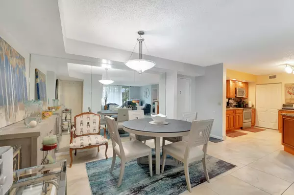 Delray Beach, FL 33484,5936 Morningstar CIR 103