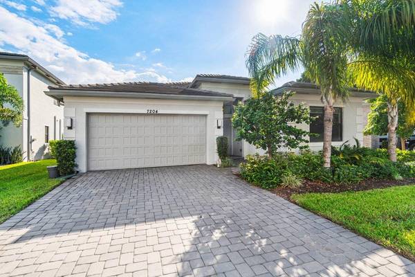 Lake Worth, FL 33463,7204 Villamar WAY