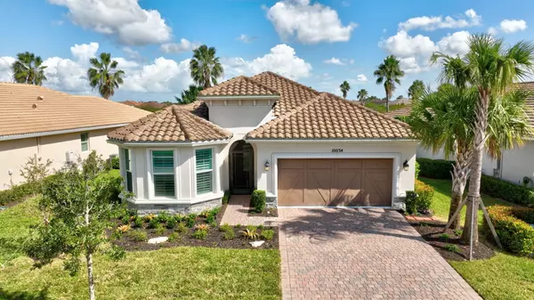 10034 SW Coral Tree CIR, Port Saint Lucie, FL 34987