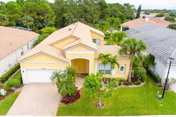 Port Saint Lucie, FL 34986,652 SW Little Talbot CT