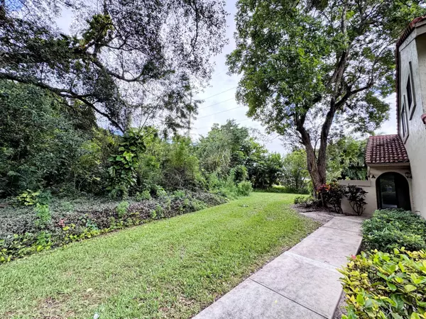 Boca Raton, FL 33486,5650 Coach House CIR A