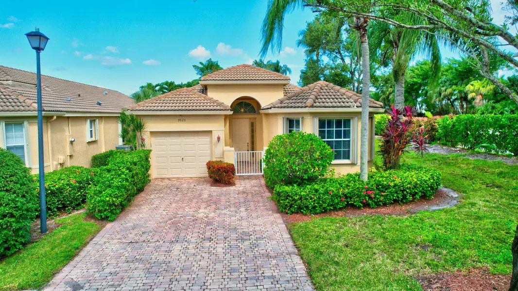 7020 Cataluna CIR, Delray Beach, FL 33446