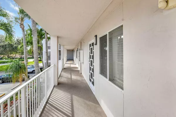 Delray Beach, FL 33484,14095 Royal Vista DR 203