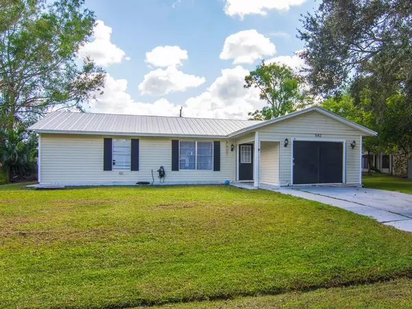 542 SE Faith TER, Port Saint Lucie, FL 34983