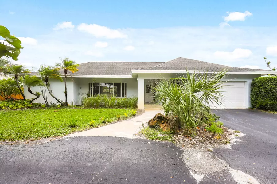 351 Country Club DR, Tequesta, FL 33469