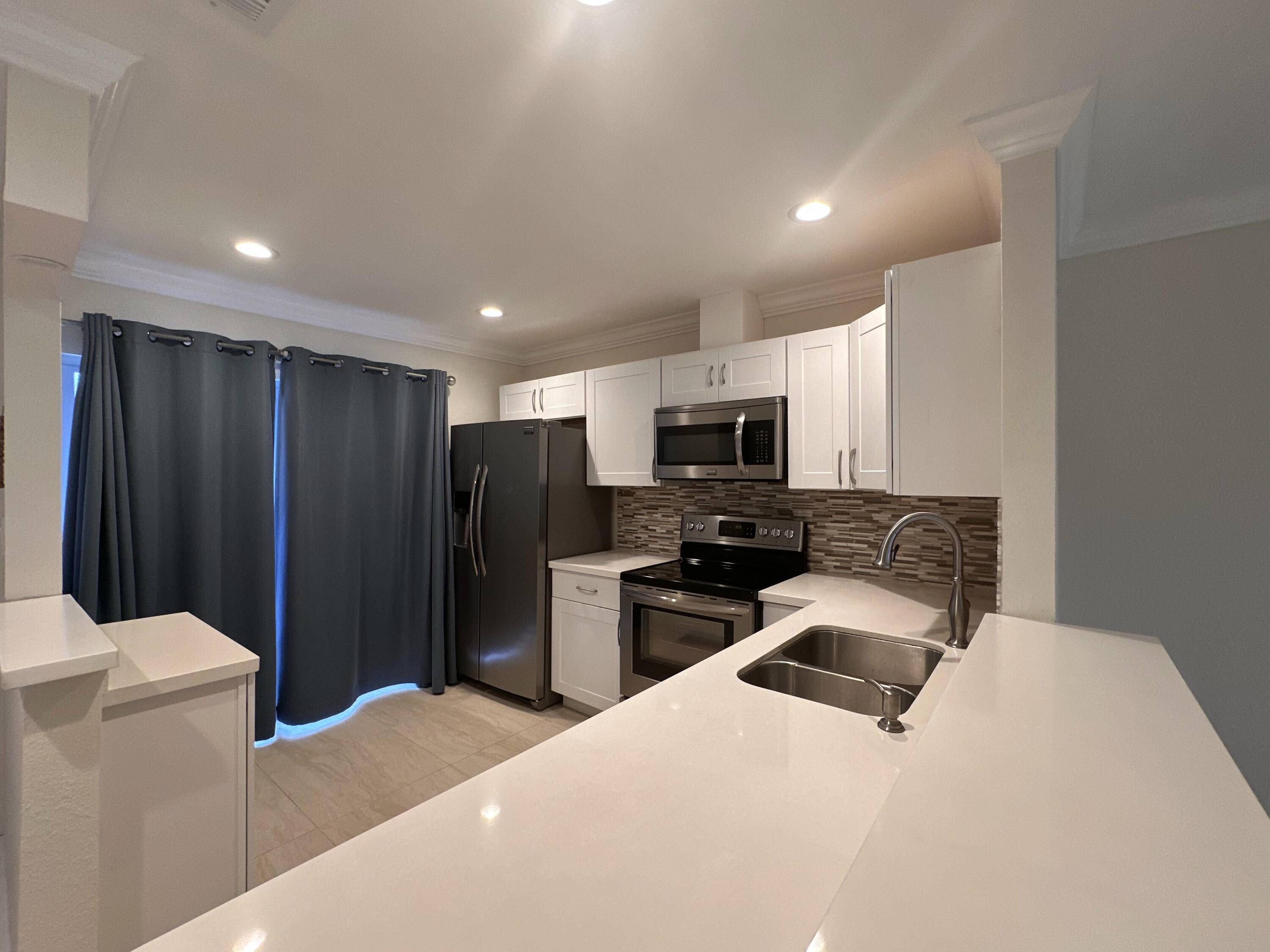 Tamarac, FL 33321,9638 NW 65th ST C10