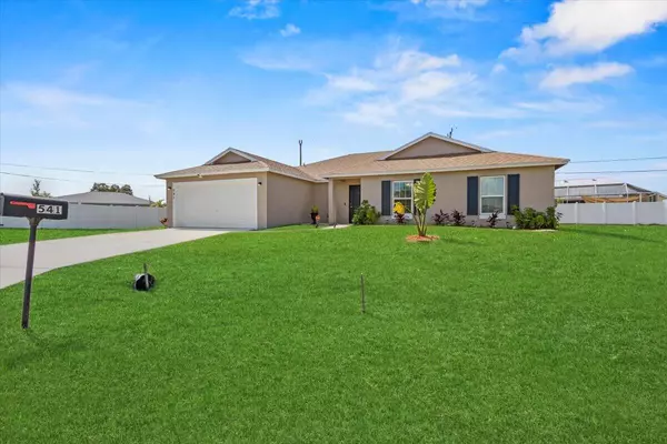 Port Saint Lucie, FL 34953,541 SW Nadell CT