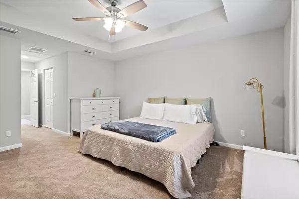 Port Saint Lucie, FL 34953,541 SW Nadell CT