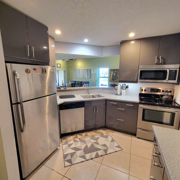 13 Via De Casas Sur 104, Boynton Beach, FL 33426