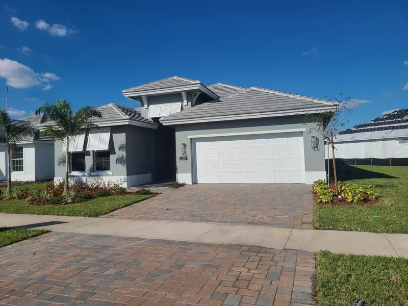 11222 SW Park Village CT, Port Saint Lucie, FL 34987