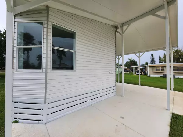 Port Saint Lucie, FL 34952,26 Rio Verde WAY