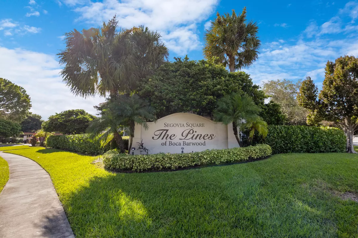 Boca Raton, FL 33428,23269 Carolwood LN 201