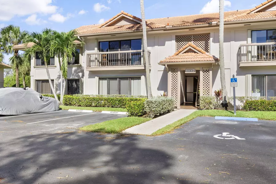 1107 Duncan 101 CIR 101, Palm Beach Gardens, FL 33418