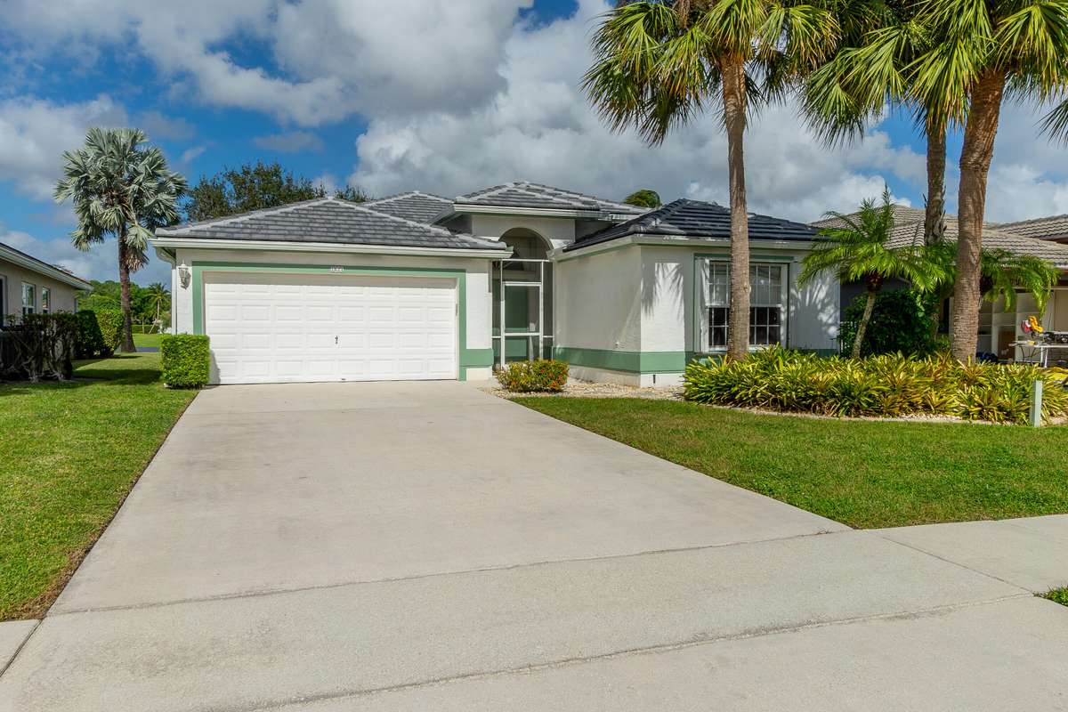 Wellington, FL 33414,1621 Lakefield North CT