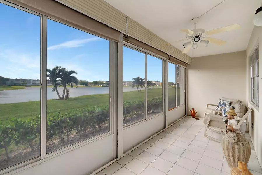 1082 E Exeter, Boca Raton, FL 33434