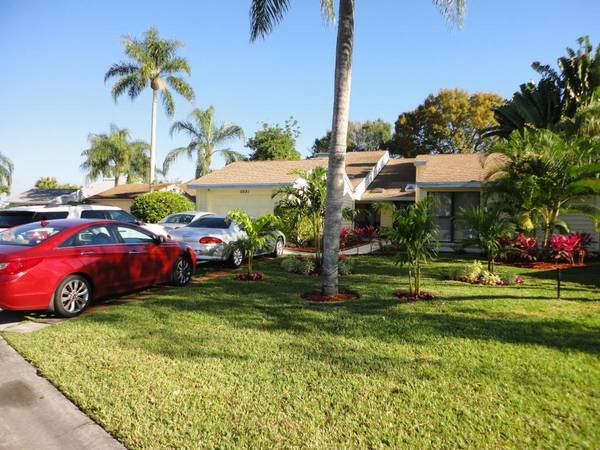 6691 S Pine CT, Palm Beach Gardens, FL 33418