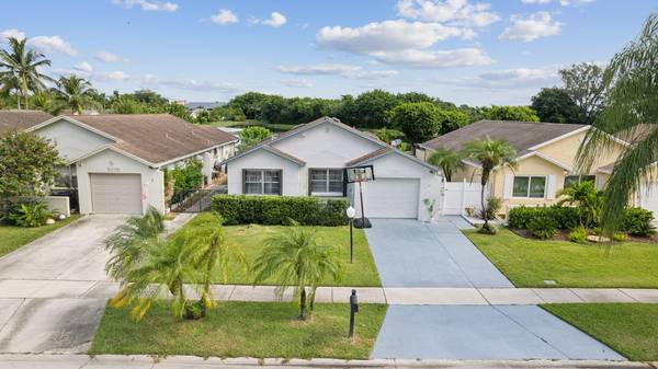 9075 Pine Springs DR, Boca Raton, FL 33428