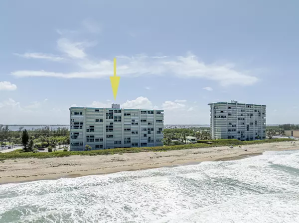 Jensen Beach, FL 34957,9940 S Ocean DR 304