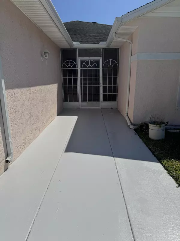 Fort Pierce, FL 34951,6624 Gaviota