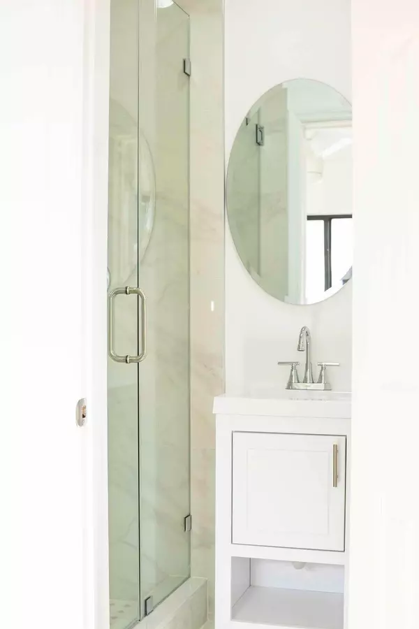 Wilton Manors, FL 33311,309 NW 30th CT