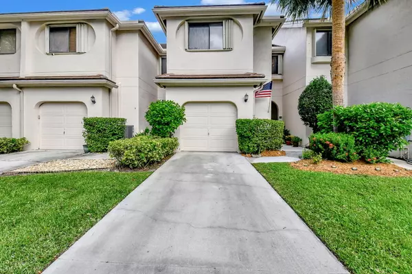 Boca Raton, FL 33433,6366 Longboat LN 104