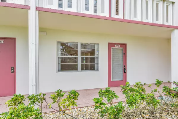 346 Fanshaw I WAY, Boca Raton, FL 33434