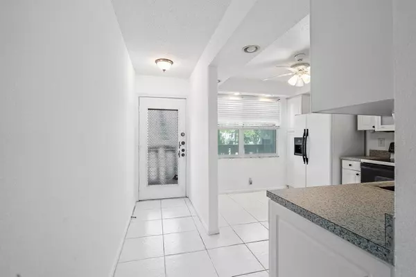 Coconut Creek, FL 33066,3005 Portofino ISLE C2