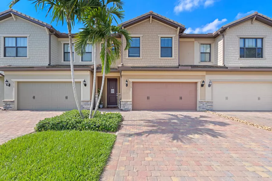 4513 San Fratello CIR, Lake Worth, FL 33467