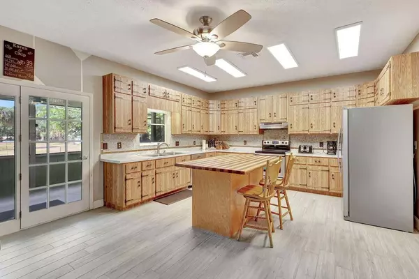 Fort Pierce, FL 34947,9625 W Angle RD