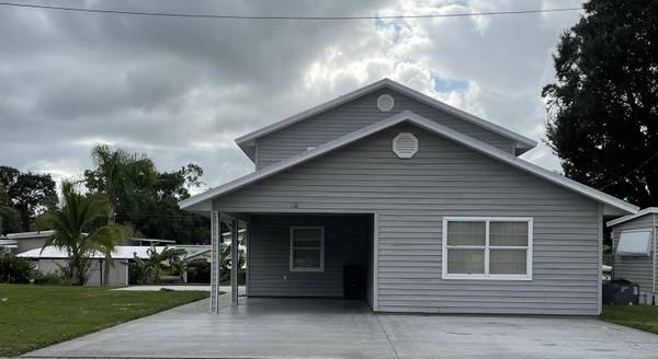 1118 6th ST, Okeechobee, FL 34974