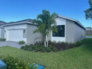 Stuart, FL 34997,6741 SE Park Trace DR