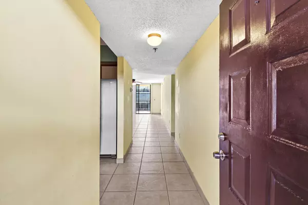 Lantana, FL 33462,896 N Federal HWY 331