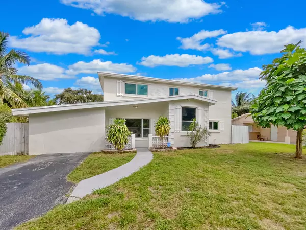 4000 NW 39th AVE, Lauderdale Lakes, FL 33309