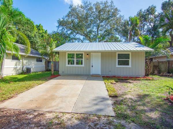 Vero Beach, FL 32968,36 46th CT