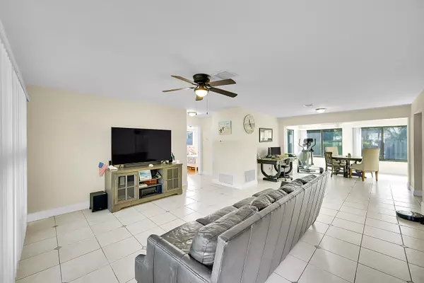 Deerfield Beach, FL 33441,804 SE 14th ST