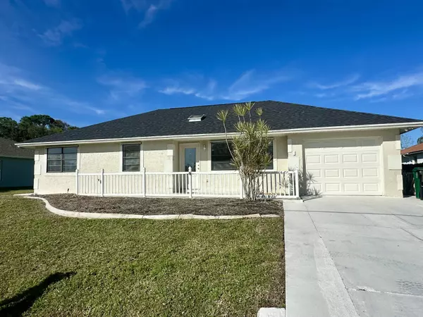 977 SE Bayfront AVE, Port Saint Lucie, FL 34983