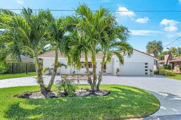 Boca Raton, FL 33486,653 NW 10th CT