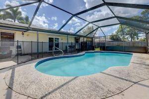 1852 SW Hampshire LN, Port Saint Lucie, FL 34953