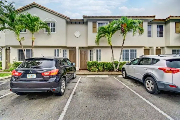 4112 Napoli Lake DR, West Palm Beach, FL 33410