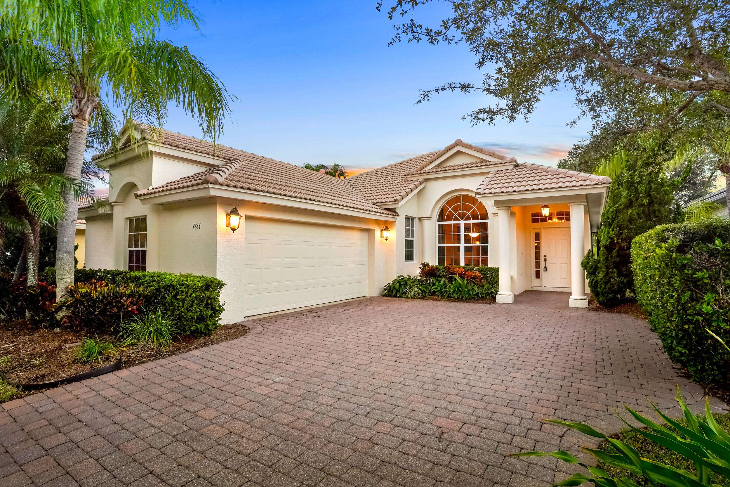 4664 NW Red Maple DR, Jensen Beach, FL 34957