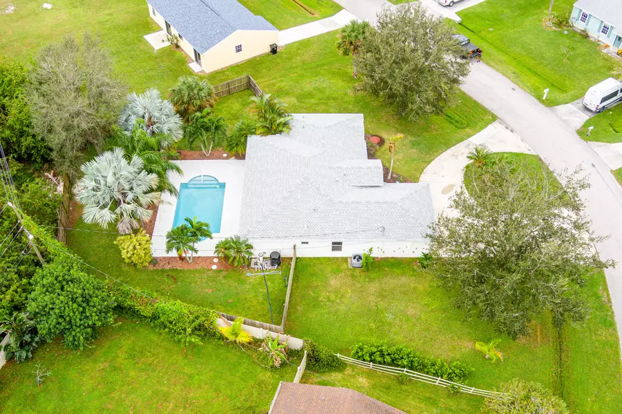 2261 SE Merrill RD, Port Saint Lucie, FL 34952